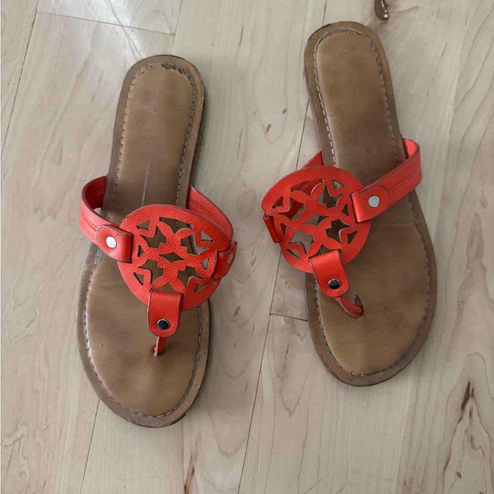 Report Women's Red Star Cutout Sandals
